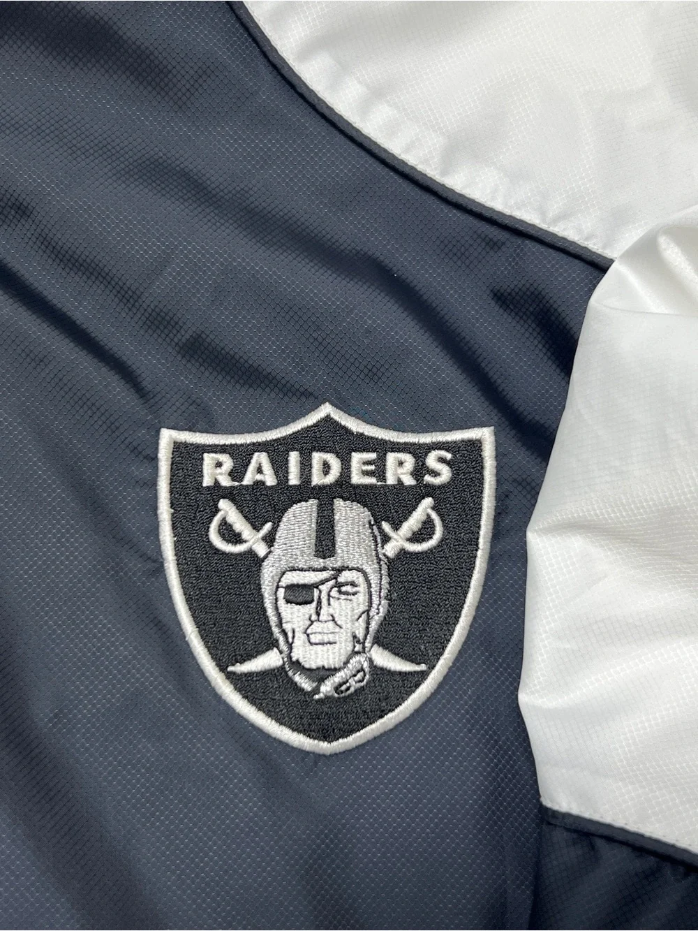 Reebok Oakland Raiders Pullover Windbreaker Jacket XL NFL Black White